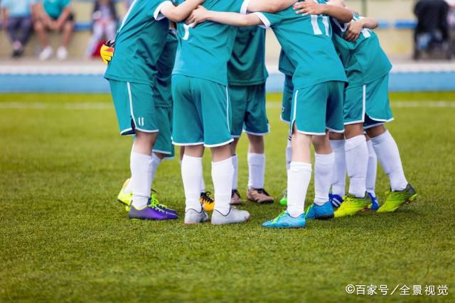 深圳“硅姬”机器人热销：单身男性为何选择情感陪伴？